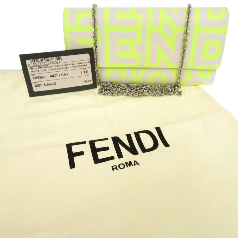 FENDI White Leather Shoulder Bag - Picture 3 of 9